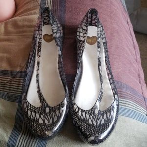 Black/clear jelly flats